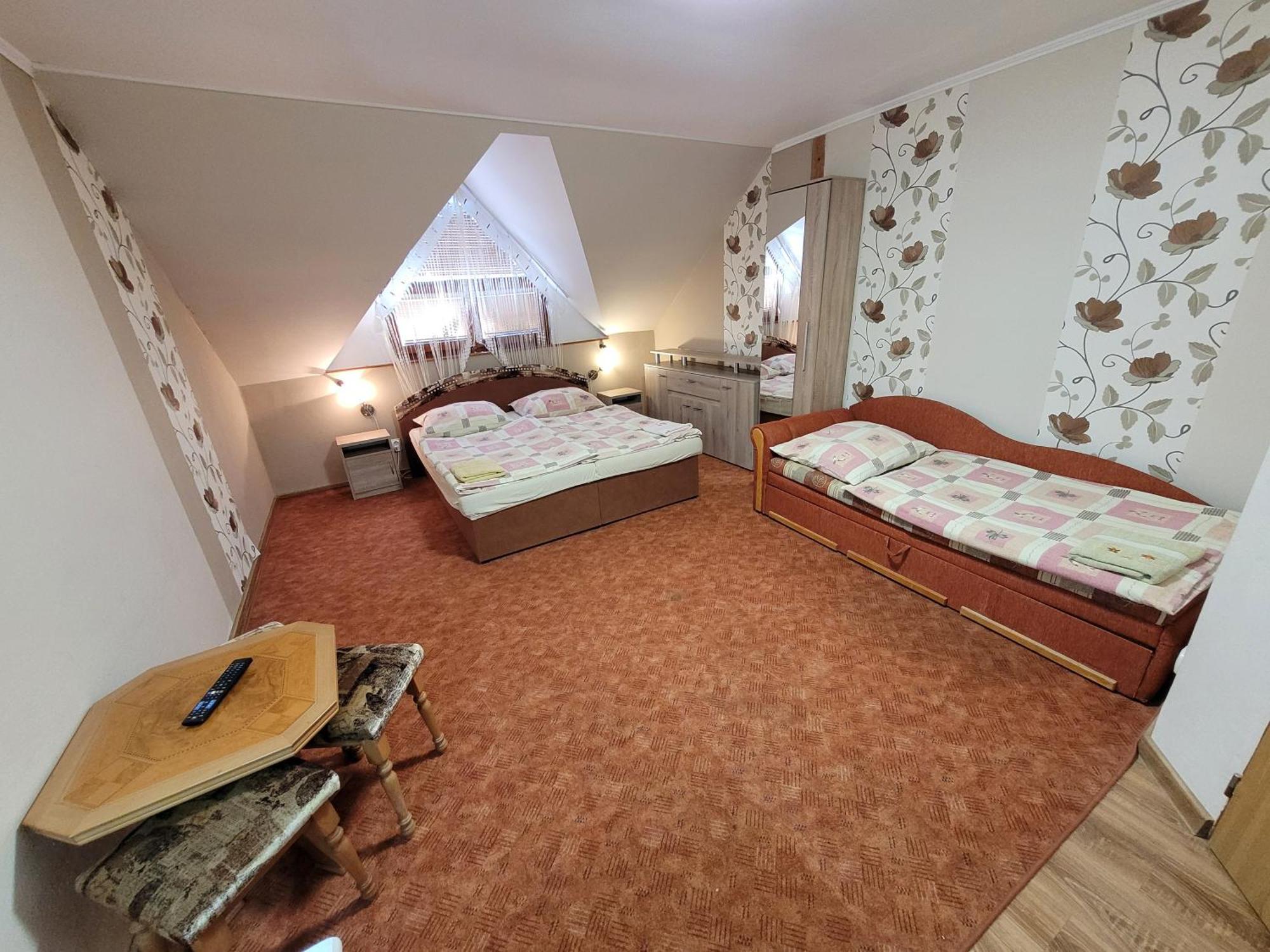 Penzión Korzo Štúrovo Exterior foto