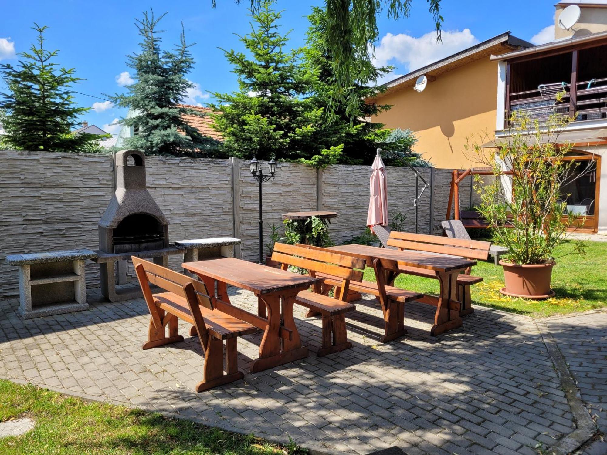 Penzión Korzo Štúrovo Exterior foto