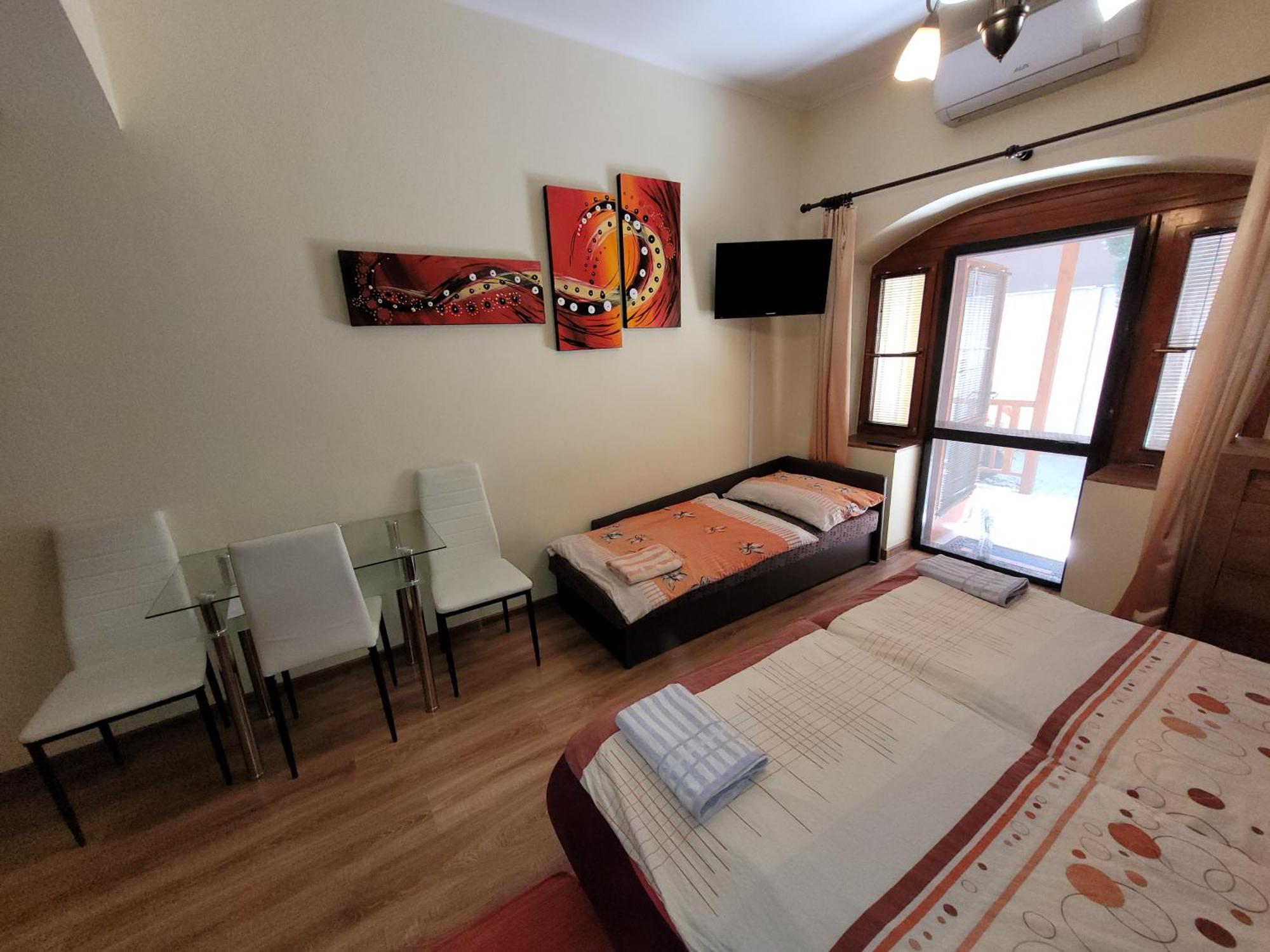 Penzión Korzo Štúrovo Exterior foto